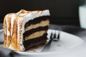 makanan-penyebab-kegemukan